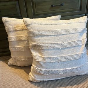 Set of 2 - Pottery Barn Pillows